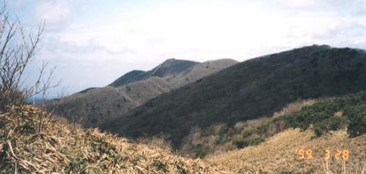 「笙ヶ岳」は形の良い山だ