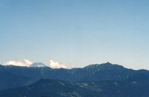 千畳敷カール途中より「富士山」が見える